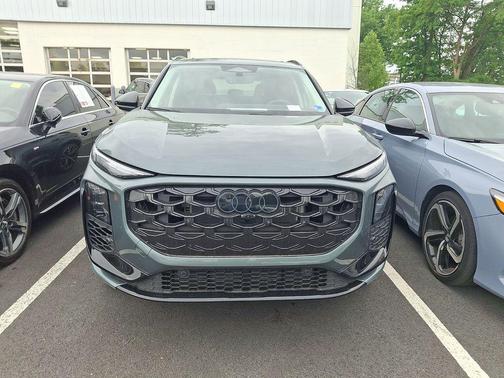 Sage Green Metallic 2026 Audi Q3 TFSI quattro S tronic