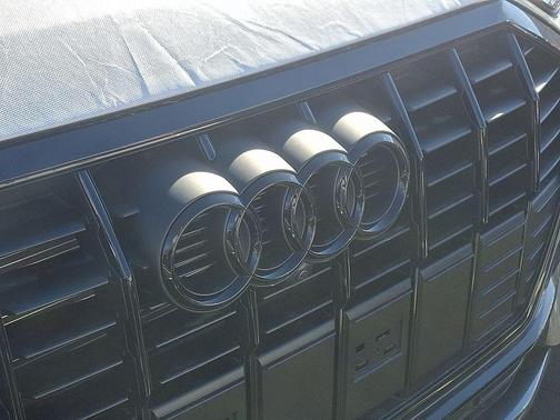 2025 Audi Q3 45 S line Premium Plus