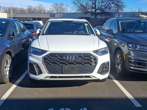 2024 Audi Q5 55 S line Premium Plus