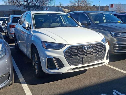 2024 Audi Q5 55 S line Premium Plus