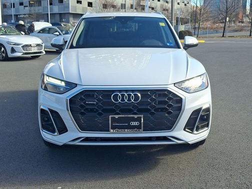 2024 Audi Q5 55 S line Premium Plus
