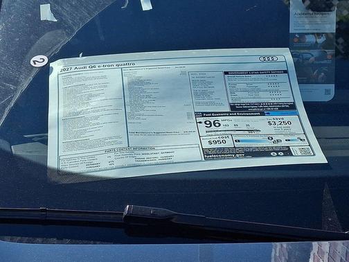 Plasma Blue Metallic 2027 Audi Q6 e-tron Prestige
