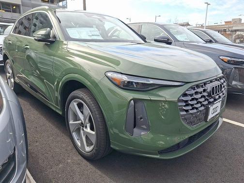 2026 Audi Q5 Premium Plus TFSI quattro S tronic