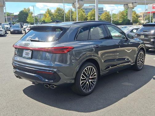 2025 Audi SQ5 3.0T Premium Plus