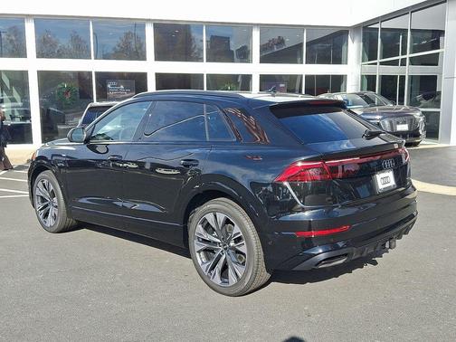 2026 Audi Q8 55 Premium Plus