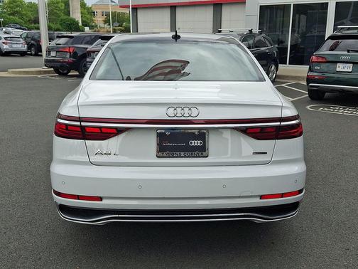 Glacier White Metallic 2023 Audi A8 L 55 TFSI quattro Tiptronic
