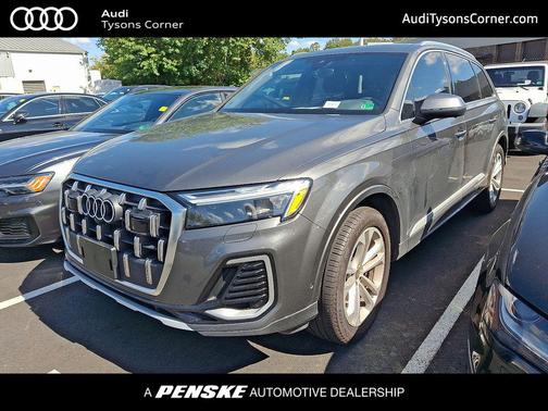 2025 Audi Q7 45 Premium
