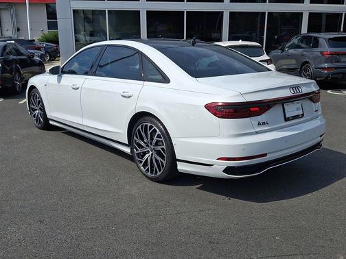 2024 Audi A8 L 55 TFSI quattro Tiptronic