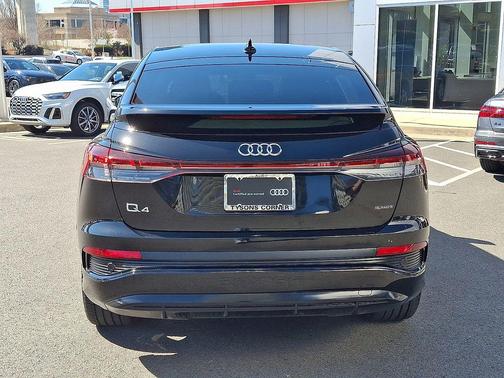 Mythos Black Metallic 2025 Audi Q4 e-tron Sportback Premium Plus 55 quattro