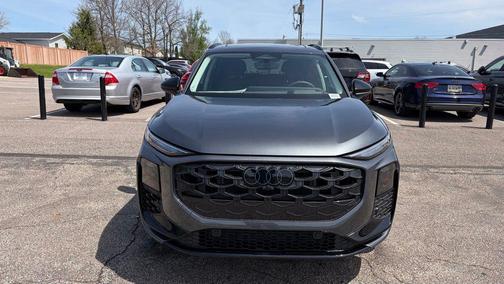 Daytona Gray Pearl Effect 2026 Audi Q3 TFSI quattro S tronic