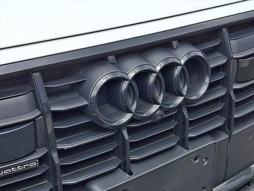 2023 Audi Q7 55 Prestige