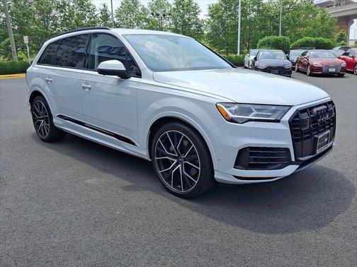 2023 Audi Q7 55 Prestige