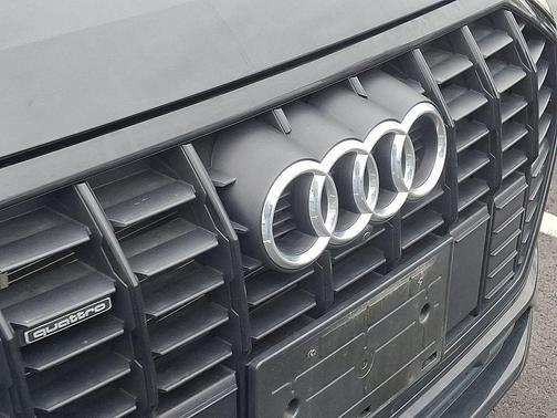 2022 Audi Q3 Premium