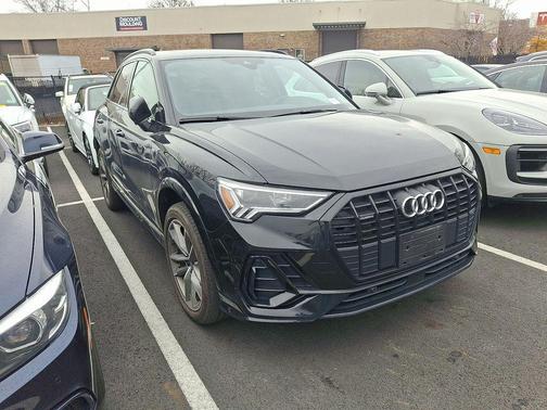 2022 Audi Q3 Premium