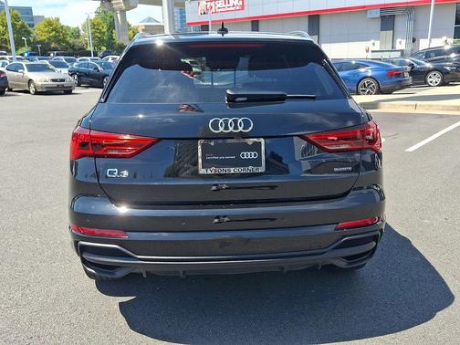 Mythos Black Metallic 2024 Audi Q3 Premium 45 TFSI S line quattro Tiptronic