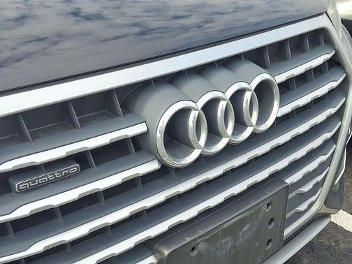 2019 Audi Q7 55 Premium