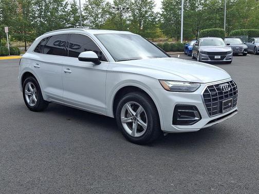 2022 Audi Q5 40 Premium