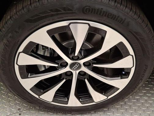 Malpelo Blue Metallic 2026 Audi Q3 TFSI quattro S tronic