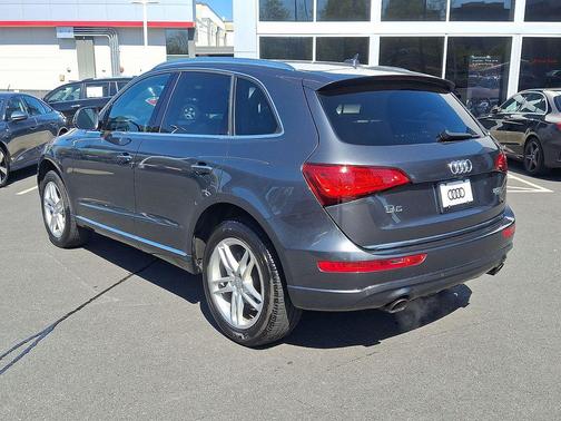White 2016 Audi Q5 2.0T Premium Plus