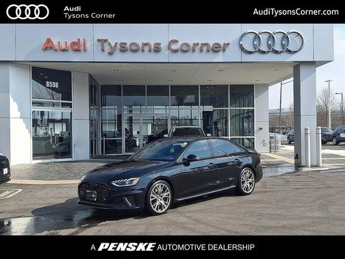 2023 Audi S4 Premium Plus TFSI quattro Tiptronic