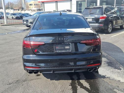 2023 Audi S4 Premium Plus TFSI quattro Tiptronic