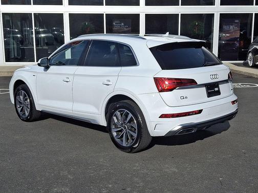 2025 Audi Q5 45 S line Premium