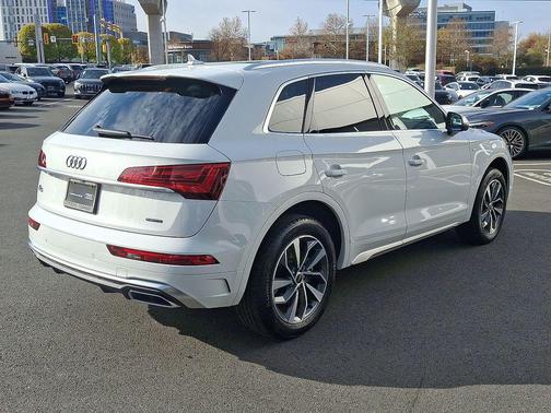 2025 Audi Q5 45 S line Premium