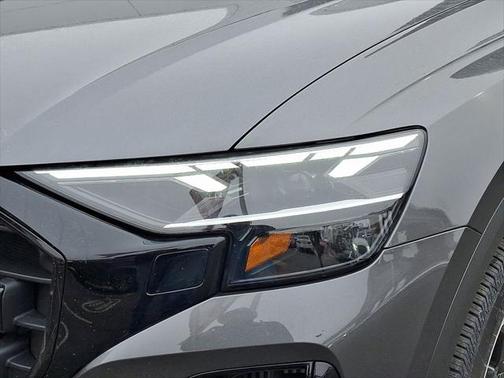 2025 Audi Q8 55 Premium Plus