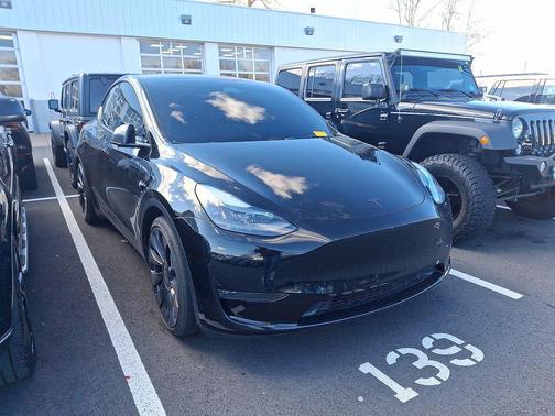 2024 Tesla Model Y Performance Dual Motor All-Wheel Drive