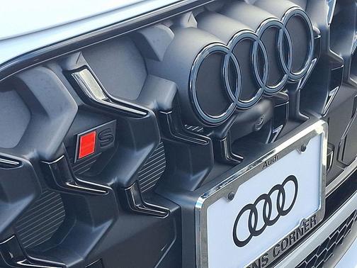 2026 Audi SQ5 3.0T Premium Plus