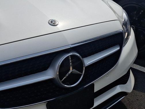 Diamond White 2018 Mercedes-Benz E-Class 4MATIC