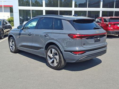 Magnet Gray 2025 Audi Q6 e-tron Premium Plus quattro