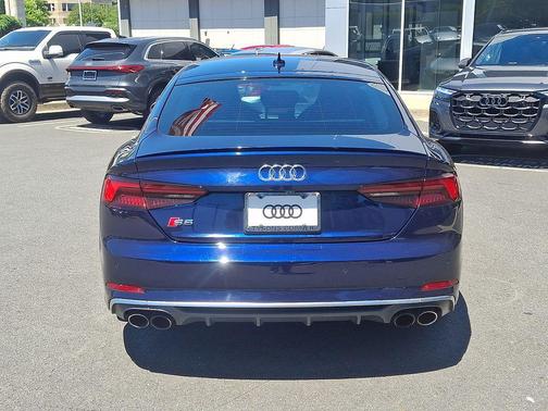Navarra Blue Metallic 2018 Audi S5 3.0T Premium Plus