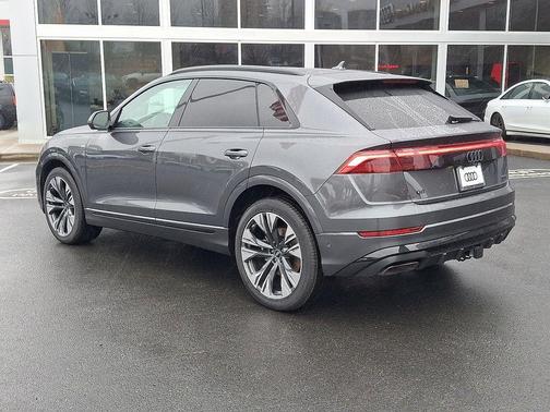 2026 Audi Q8 55 Premium Plus