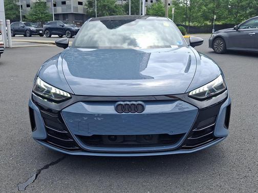 Kemora Gray Metallic 2024 Audi RS e-tron GT quattro