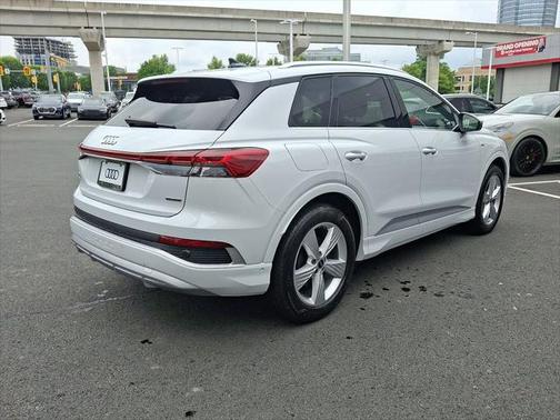 2024 Audi Q4 e-tron Premium Plus 55 quattro
