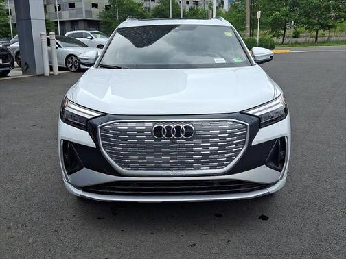 2024 Audi Q4 e-tron Premium Plus 55 quattro