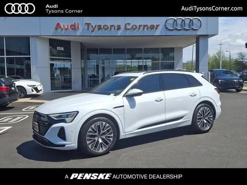 2024 Audi Q8 e-tron Premium Plus