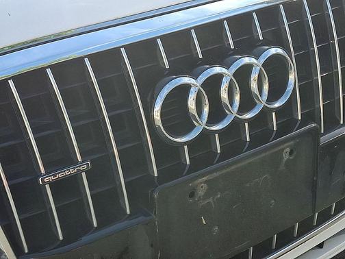Glacier White 2014 Audi Q5 2.0T Premium Plus
