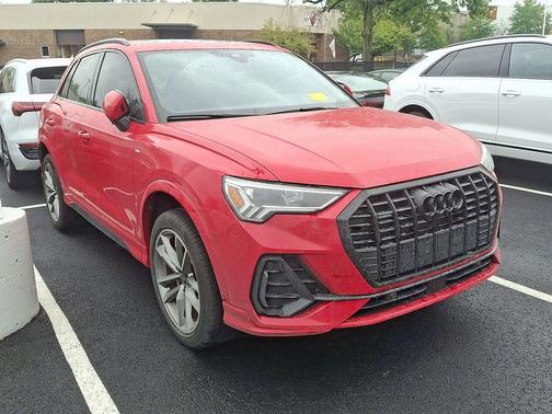 2023 Audi Q3 Premium 45 TFSI S line quattro Tiptronic