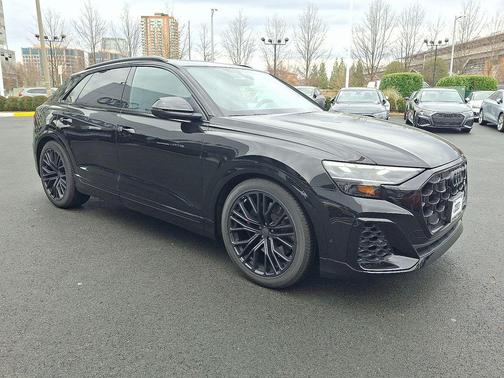 2026 Audi SQ8 4.0T Premium Plus