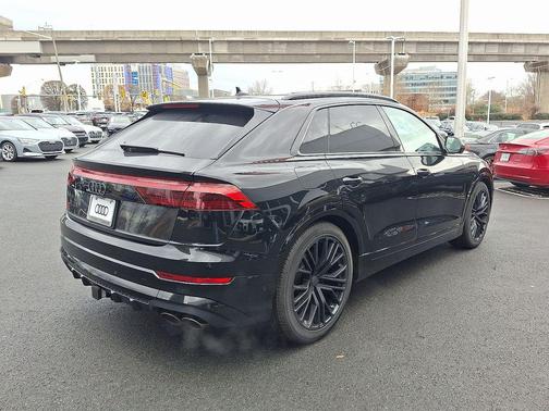 2026 Audi SQ8 4.0T Premium Plus