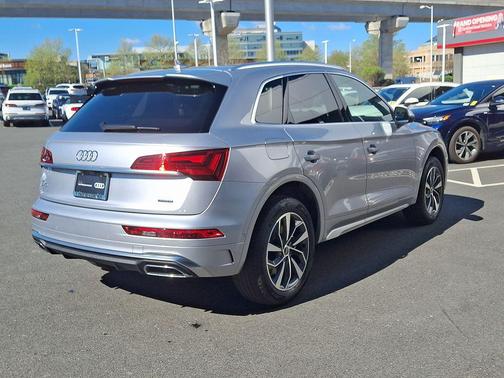 Florett Silver Metallic 2022 Audi Q5 45 S line Prestige