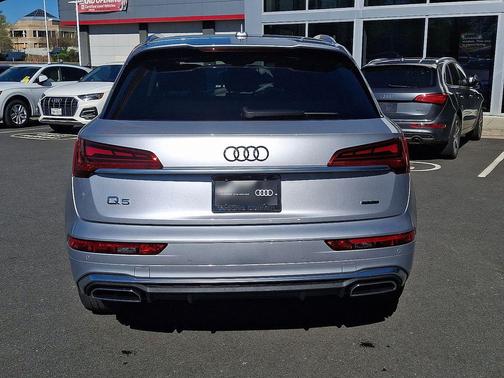 Florett Silver Metallic 2022 Audi Q5 45 S line Prestige