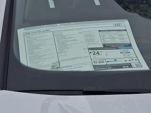 Glacier White Metallic 2026 Audi Q5 Premium Plus TFSI quattro S tronic