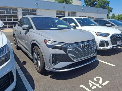 Pebble Gray 2024 Audi Q4 e-tron Sportback Prestige 55 quattro