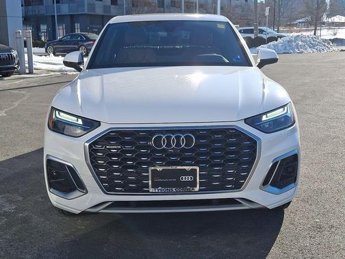 2022 Audi Q5 45 S line Premium