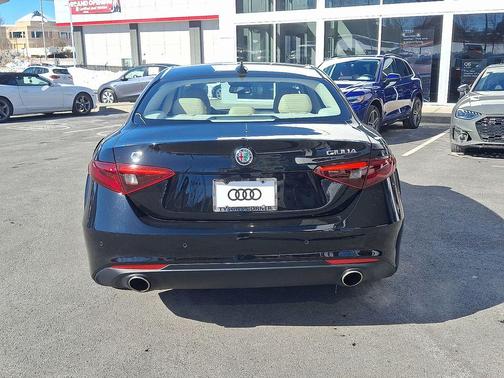 2019 Alfa Romeo Giulia Ti Lusso