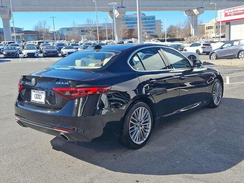 2019 Alfa Romeo Giulia Ti Lusso