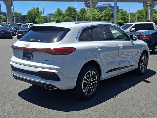 Glacier White 2025 Audi Q5 Premium TFSI quattro S tronic